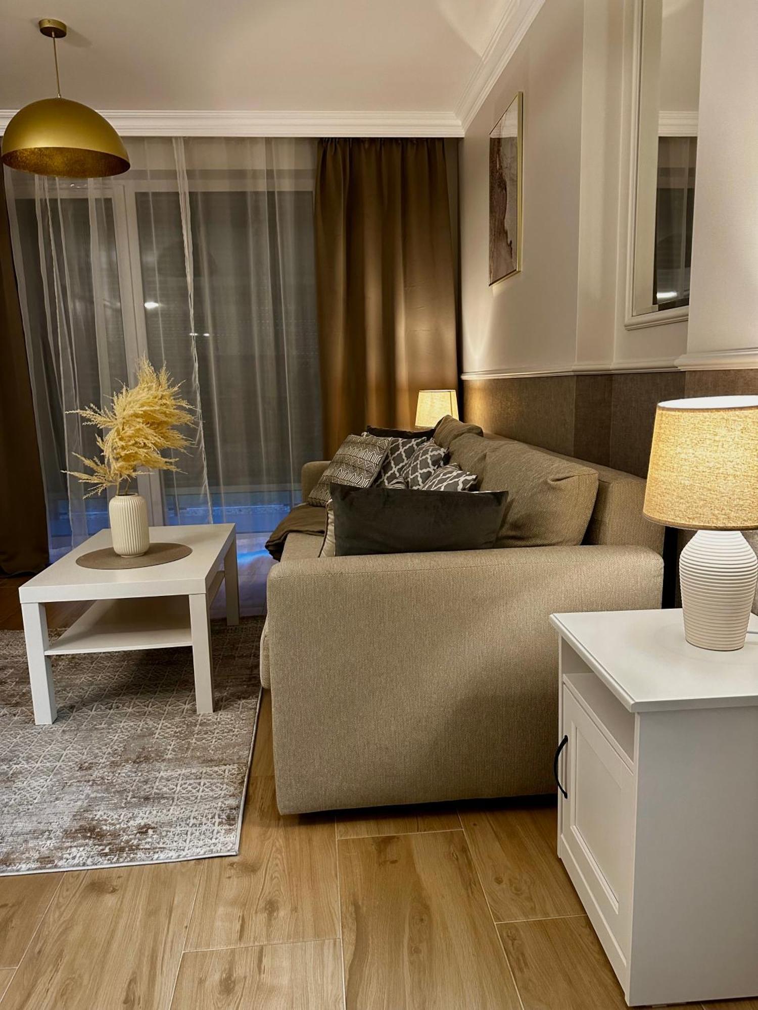 Apartamenty Kielce- Apartament Rubin Przy Zalew Kielecki, Faktura, Parking, Centrum Buitenkant foto