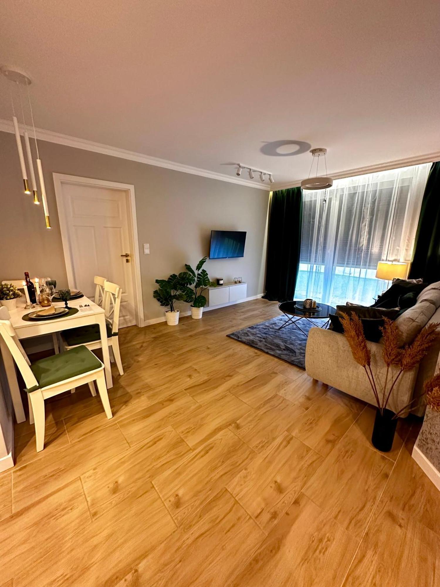 Apartamenty Kielce- Apartament Rubin Przy Zalew Kielecki, Faktura, Parking, Centrum Buitenkant foto